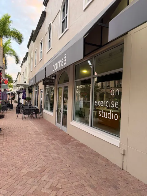 exterior of barre3 Lakewood Ranch